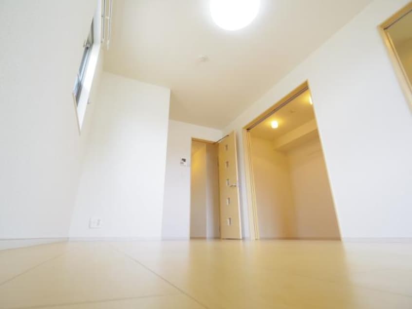  東海道本線/静岡駅 バス13分登呂コープタウン入口下車:停歩3分 1階 築12年