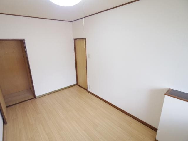  東海道本線/静岡駅 バス14分緑が丘下車:停歩6分 3階 築37年