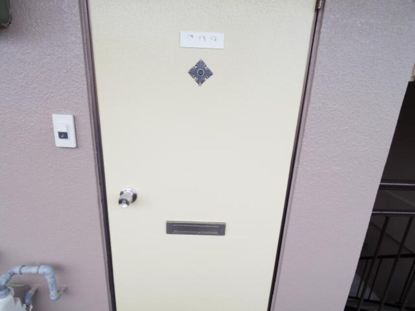  東海道本線/静岡駅 バス14分緑が丘下車:停歩6分 3階 築37年