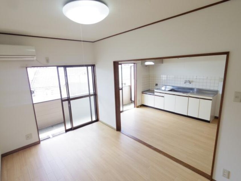  東海道本線/静岡駅 バス14分緑が丘下車:停歩6分 3階 築37年