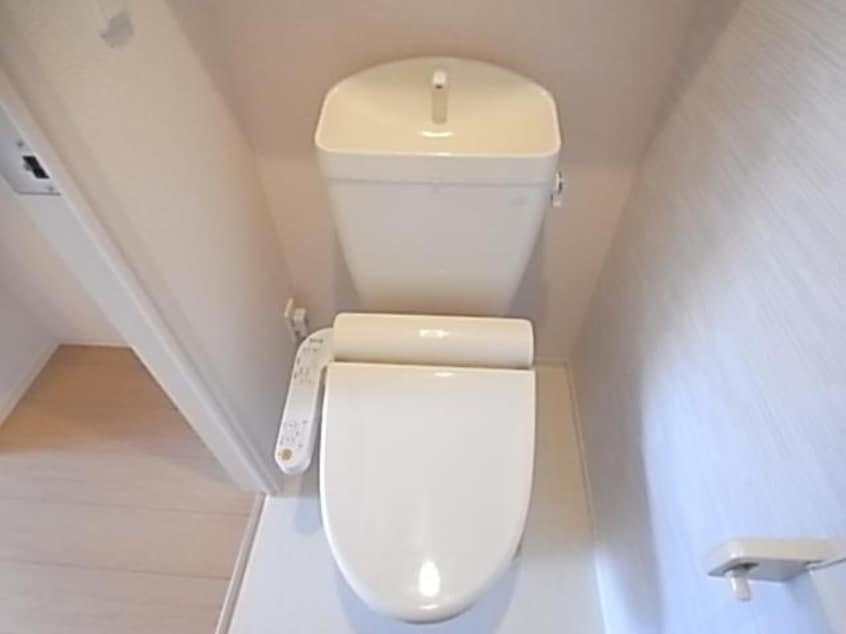  東海道本線/静岡駅 バス23分大谷中(石田街道線)下車:停歩2分 1階 築12年