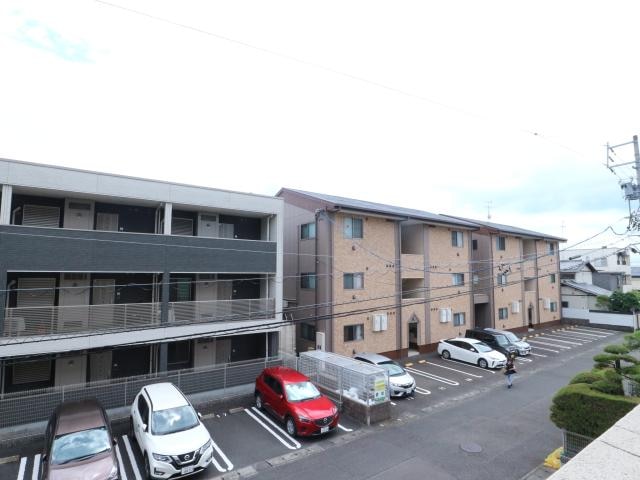  東海道本線/静岡駅 バス20分登呂コープタウン下車:停歩4分 2階 築11年