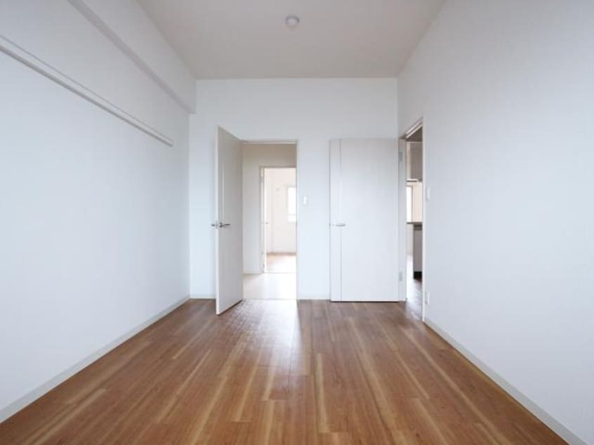  東海道本線/静岡駅 バス20分登呂コープタウン下車:停歩4分 2階 築11年