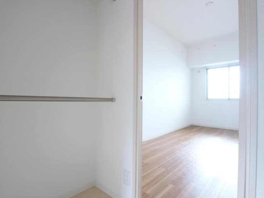  東海道本線/静岡駅 バス20分登呂コープタウン下車:停歩4分 2階 築11年