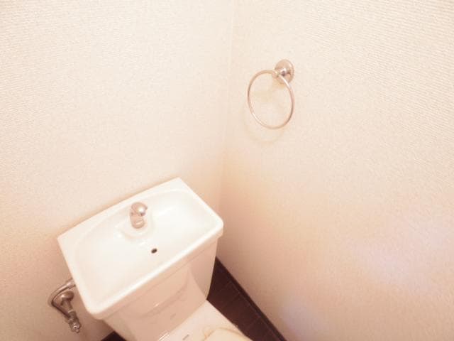  東海道本線/東静岡駅 バス10分畑守稲荷前下車:停歩7分 1階 築31年