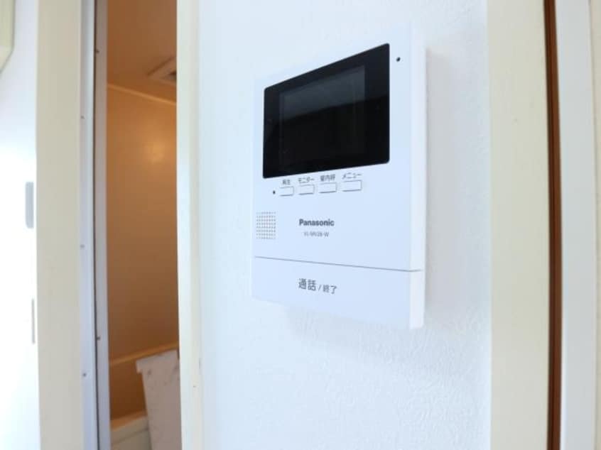  東海道本線/静岡駅 バス22分堀ノ内下車:停歩8分 1階 築28年