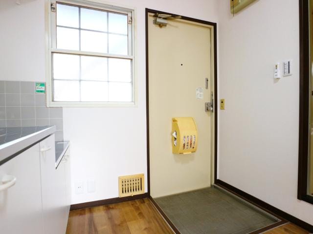  東海道本線/静岡駅 バス18分小鹿下車:停歩4分 1階 築38年