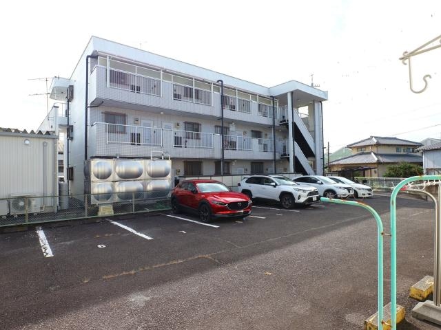  東海道本線/静岡駅 バス18分小鹿下車:停歩4分 1階 築38年