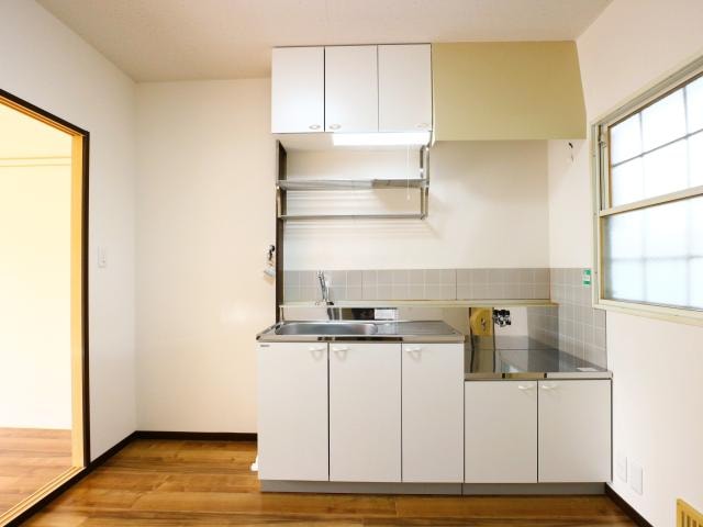  東海道本線/静岡駅 バス18分小鹿下車:停歩4分 1階 築38年