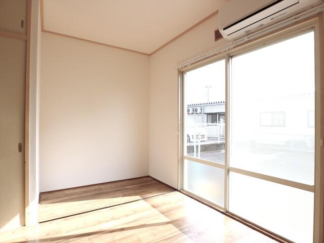  東海道本線/静岡駅 バス18分小鹿下車:停歩4分 1階 築38年