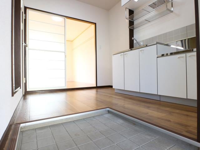  東海道本線/静岡駅 バス18分小鹿下車:停歩4分 1階 築38年