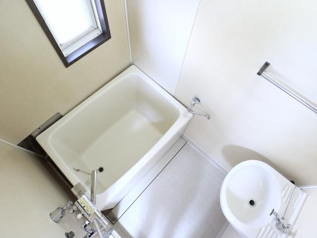  東海道本線/静岡駅 バス18分小鹿下車:停歩4分 1階 築38年