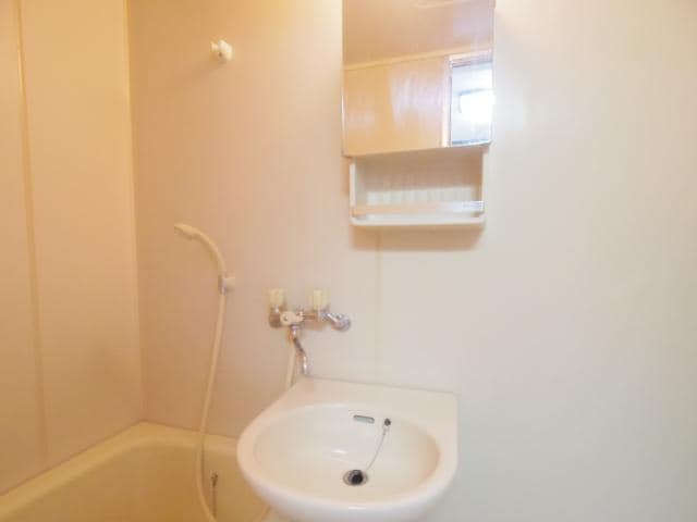 同イメージ 東海道本線/静岡駅 バス18分小鹿下車:停歩3分 2階 築31年