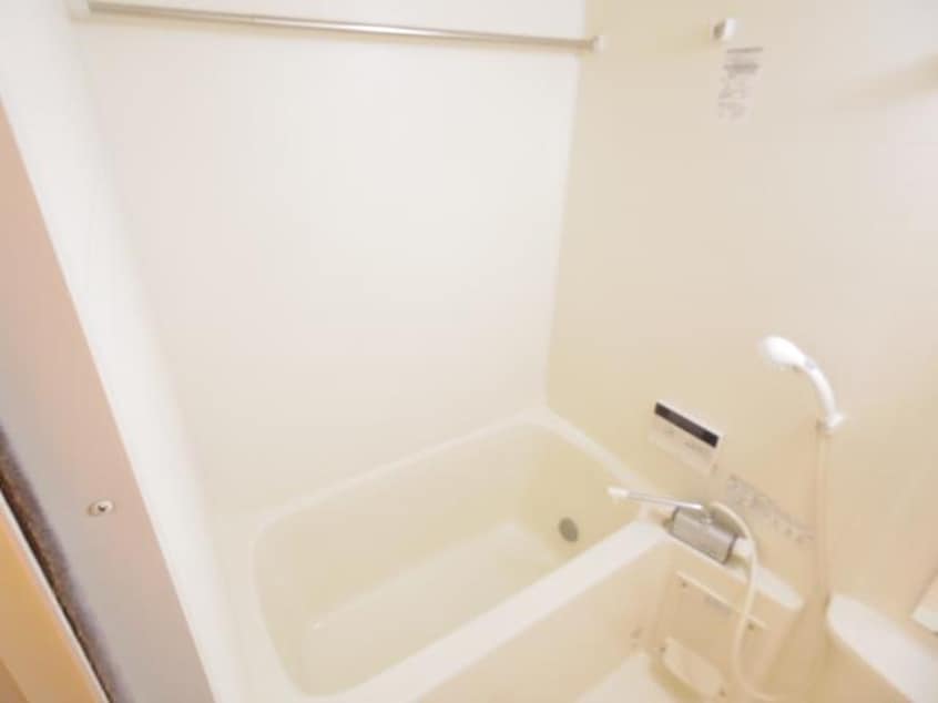 同イメージ 東海道本線/西焼津駅 徒歩20分 1階 築16年