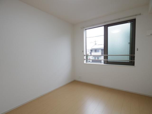  東海道本線/静岡駅 バス21分中島団地前下車:停歩4分 2階 築11年