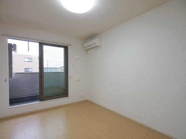  東海道本線/静岡駅 バス21分中島団地前下車:停歩4分 2階 築11年