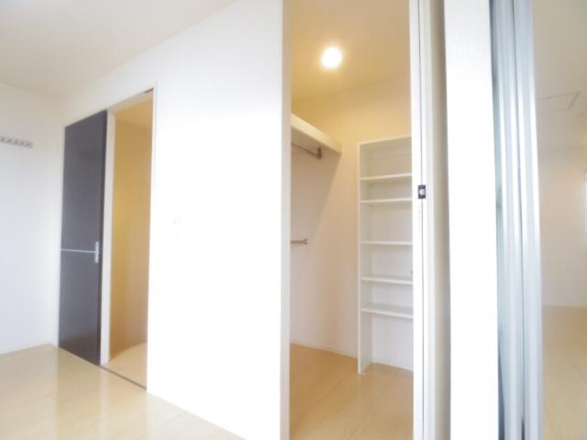  東海道本線/静岡駅 バス13分下島北下車:停歩7分 2階 築12年