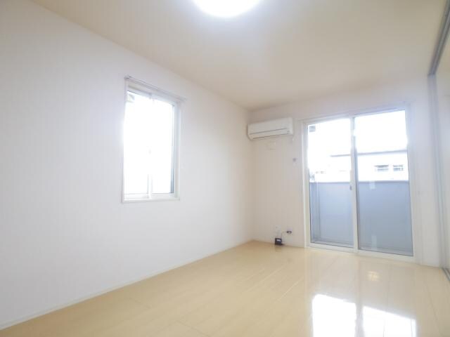  東海道本線/静岡駅 バス13分下島北下車:停歩7分 2階 築12年