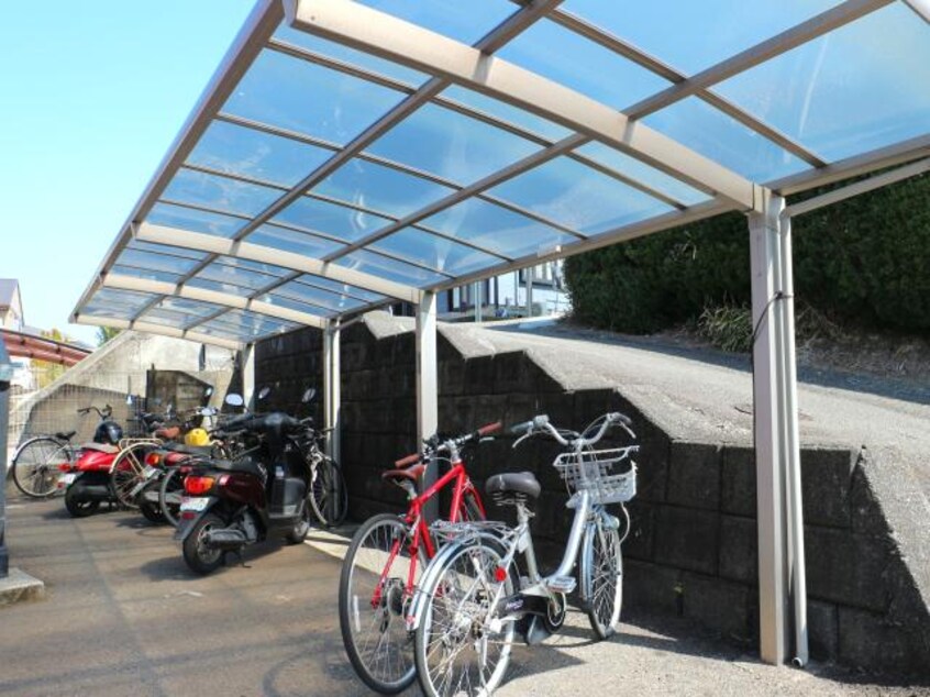  東海道本線/静岡駅 バス26分宮川下車:停歩1分 1階 築28年