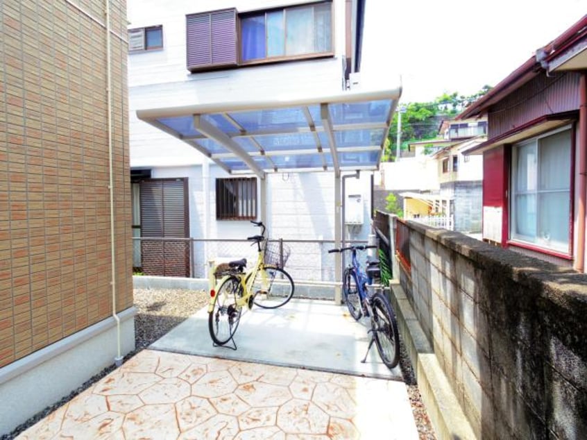  東海道本線/静岡駅 バス23分大谷小学校前下車:停歩7分 1階 築11年