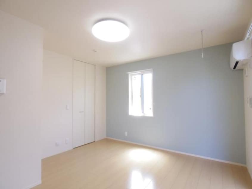  東海道本線/静岡駅 バス23分大谷小学校前下車:停歩7分 1階 築11年