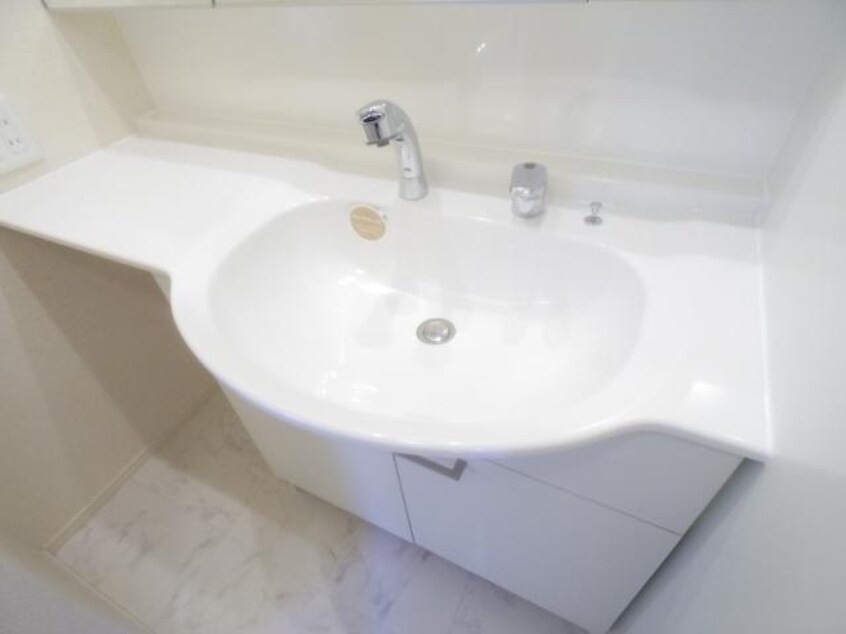  東海道本線/静岡駅 バス23分大谷小学校前下車:停歩7分 1階 築11年