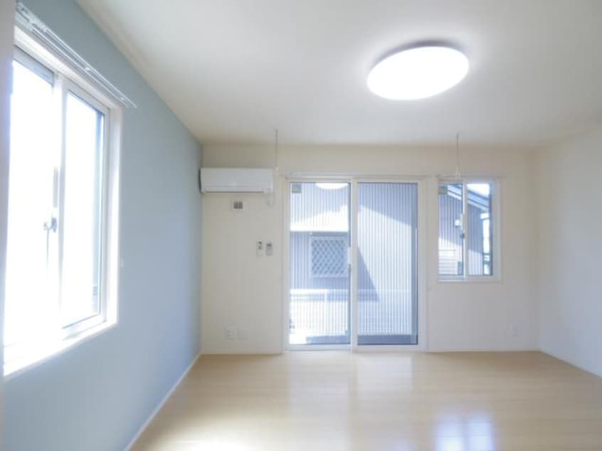  東海道本線/静岡駅 バス23分大谷小学校前下車:停歩7分 1階 築11年