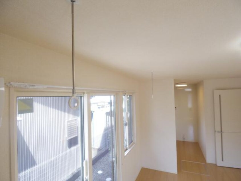  東海道本線/静岡駅 バス23分大谷小学校前下車:停歩7分 1階 築11年