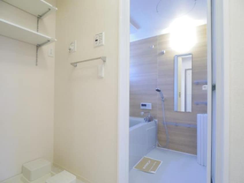  東海道本線/静岡駅 バス23分大谷小学校前下車:停歩7分 1階 築11年