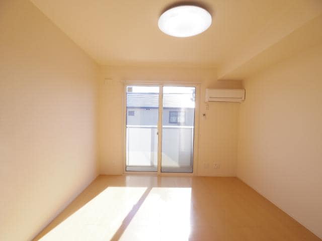  東海道本線/西焼津駅 徒歩20分 2階 築11年