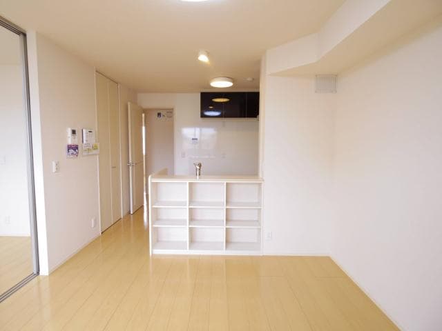  東海道本線/静岡駅 バス18分宮竹一丁目下車:停歩2分 2階 築11年