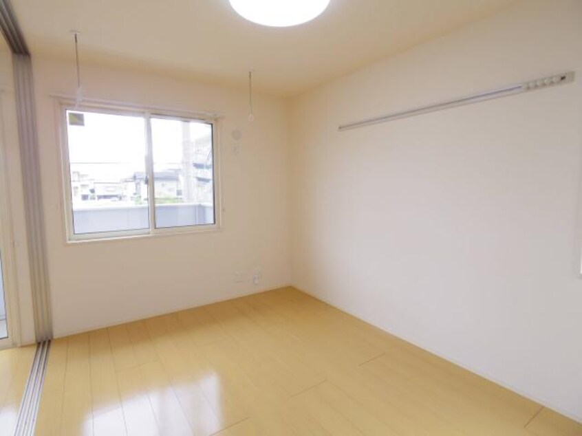  東海道本線/静岡駅 バス18分宮竹一丁目下車:停歩2分 2階 築11年