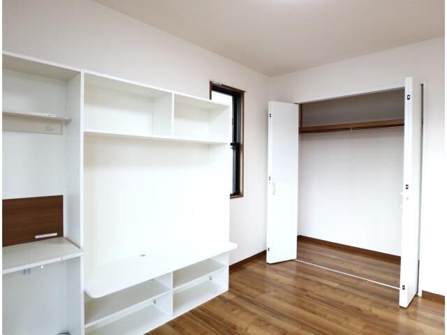  東海道本線/静岡駅 バス8分中田四丁目下車:停歩9分 2階 築28年