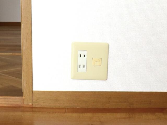  東海道本線/静岡駅 バス8分中田四丁目下車:停歩9分 2階 築28年