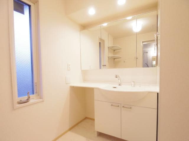  東海道本線/静岡駅 バス19分宮川下車:停歩3分 2階 築11年