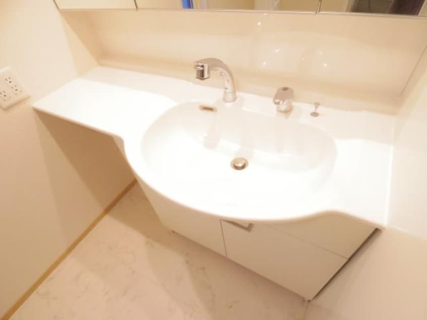  東海道本線/静岡駅 バス19分宮川下車:停歩3分 2階 築11年