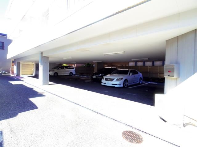  東海道本線/静岡駅 バス8分中田三丁目西下車:停歩5分 3階 築23年