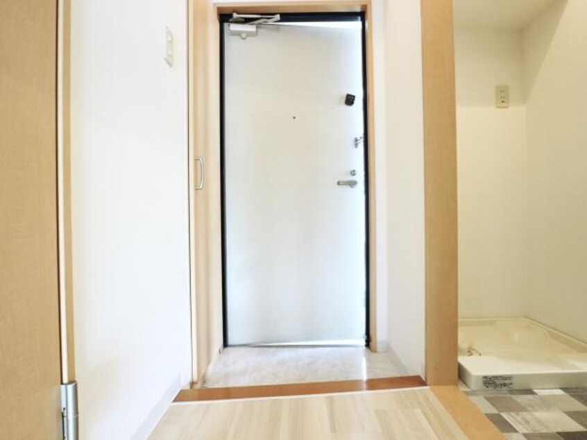  東海道本線/静岡駅 バス8分中田三丁目西下車:停歩5分 3階 築23年