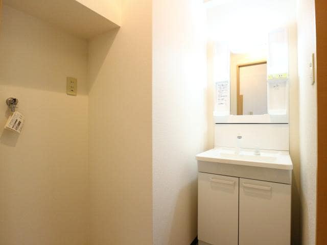  東海道本線/静岡駅 バス8分中田三丁目西下車:停歩5分 3階 築23年