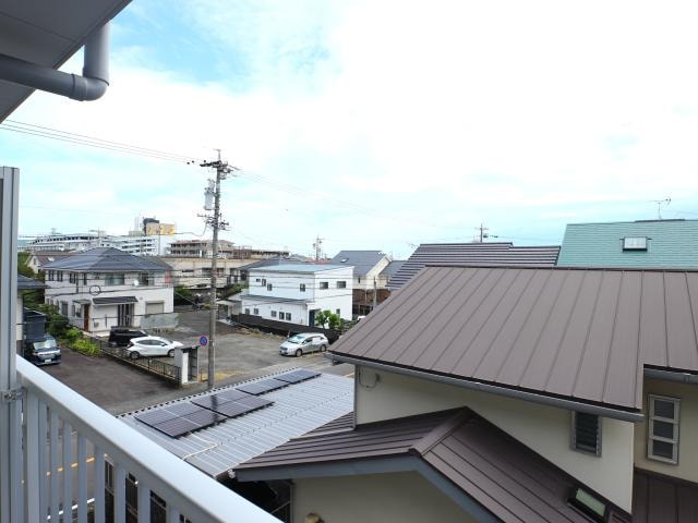  東海道本線/静岡駅 バス8分中田三丁目西下車:停歩5分 3階 築23年