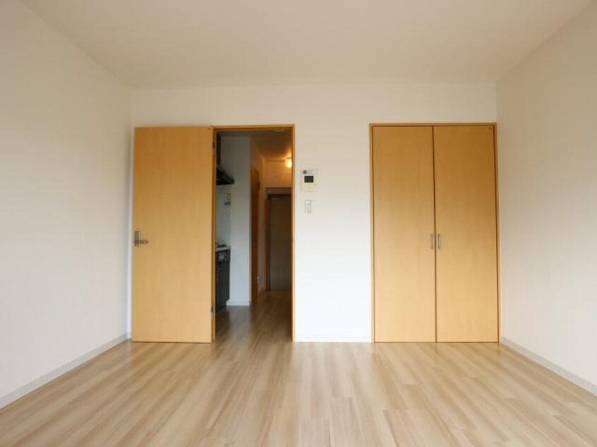  東海道本線/静岡駅 バス8分中田三丁目西下車:停歩5分 3階 築23年