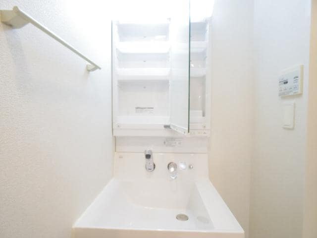  東海道本線/静岡駅 徒歩5分 3階 築10年