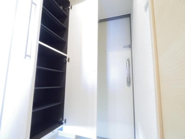  東海道本線/静岡駅 徒歩5分 3階 築10年