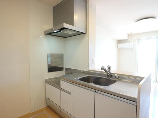  東海道本線/静岡駅 バス16分西脇下下車:停歩5分 1階 築10年