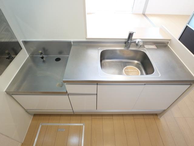  東海道本線/静岡駅 バス16分西脇下下車:停歩5分 1階 築10年