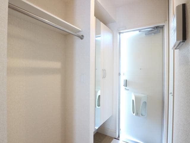  東海道本線/静岡駅 バス16分西脇下下車:停歩5分 1階 築10年