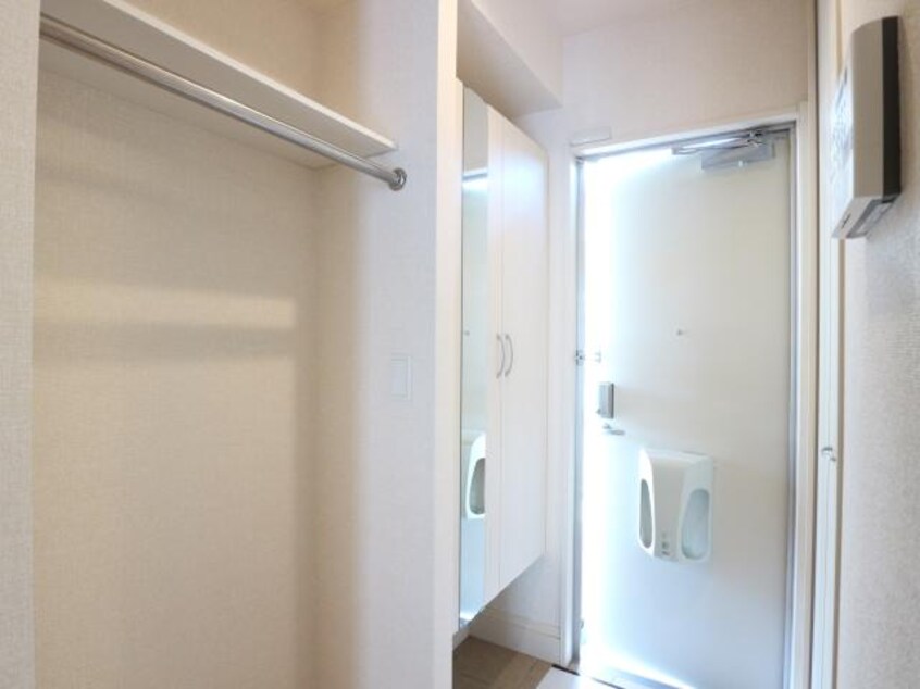  東海道本線/静岡駅 バス16分西脇下下車:停歩5分 1階 築10年