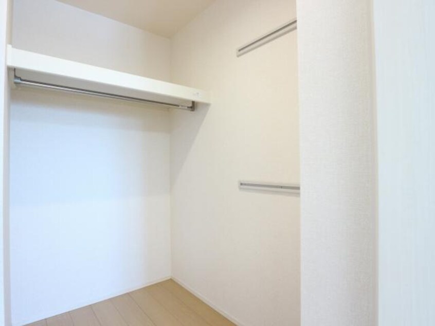  東海道本線/静岡駅 バス16分西脇下下車:停歩5分 1階 築10年