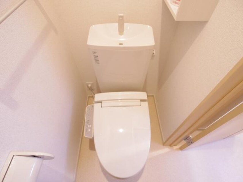  東海道本線/静岡駅 バス20分堀ノ内下車:停歩7分 1階 築10年