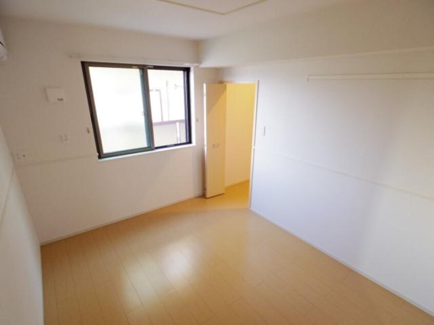  東海道本線/静岡駅 バス20分堀ノ内下車:停歩7分 1階 築10年